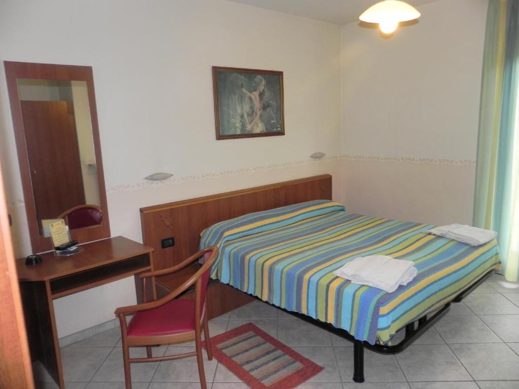 Hotel Ristorante Belsito Borgo San Dalmazzo Exteriör bild